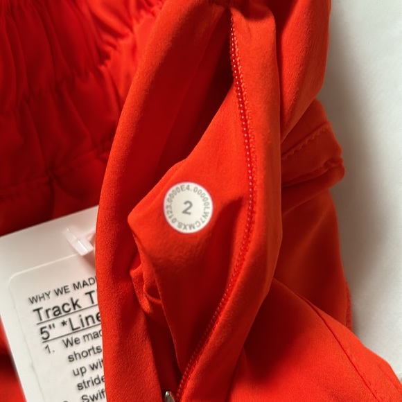 LULULEMON TRACK THAT HR SHORTS 5” in SOLAR ORANGE (SLRO) SZ 2 NWT - Picture 6 of 6